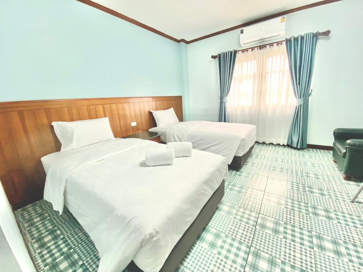 Chainatgrand Hotel - Housity