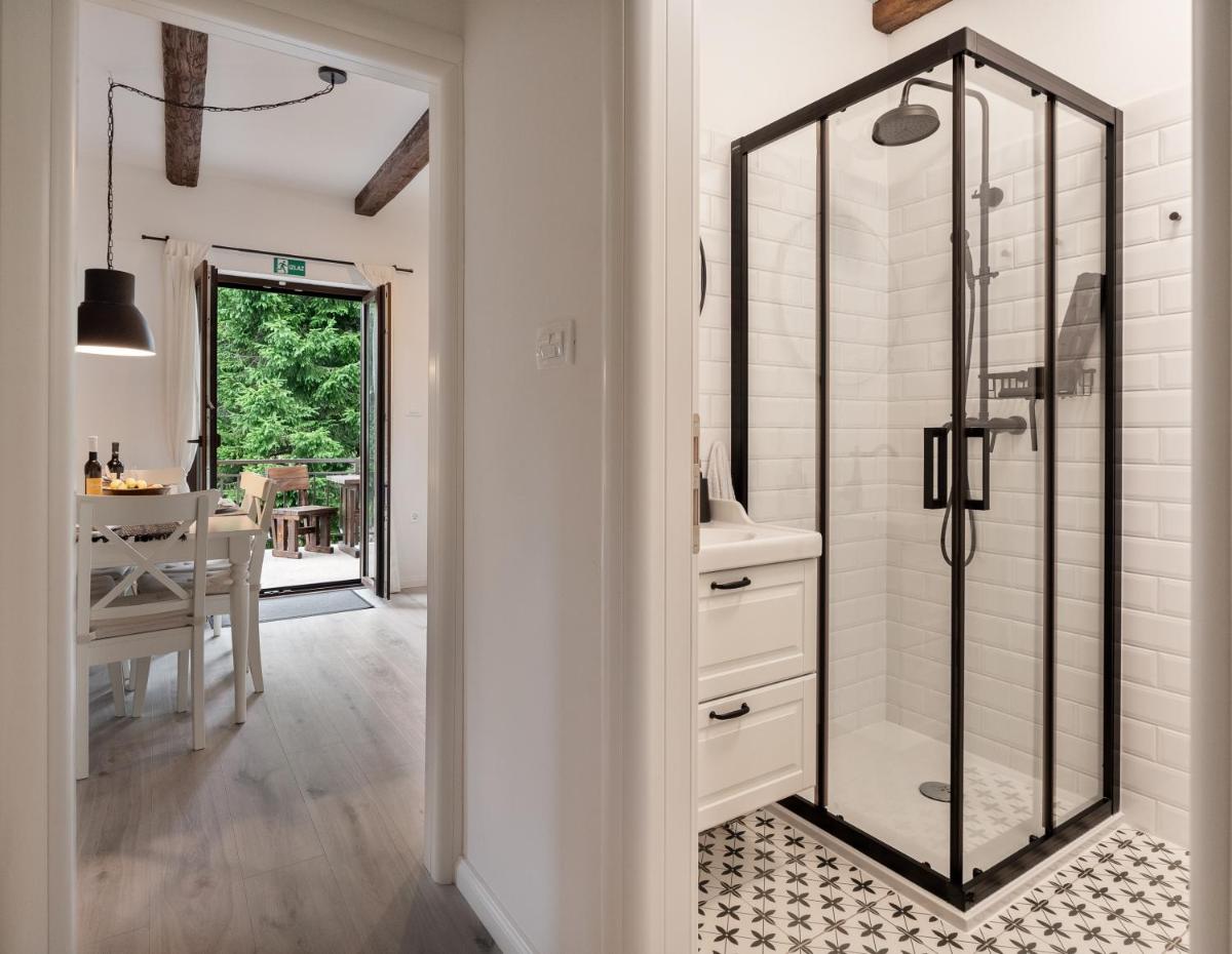 Holiday House Tjaša - Housity