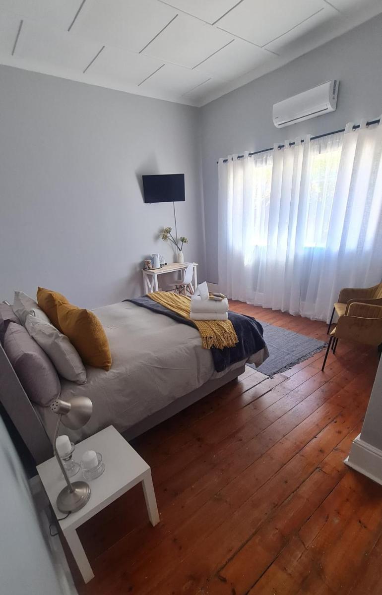 Living at 103 - Hizvo