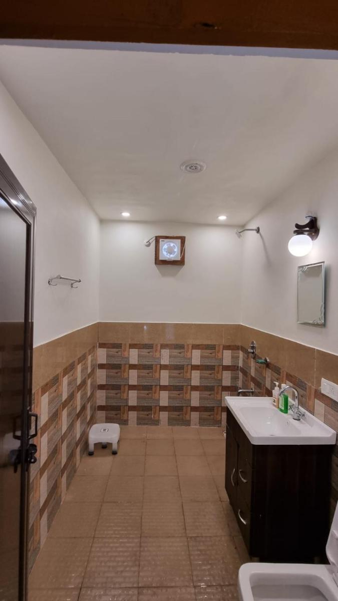 Van Vatika - Housity