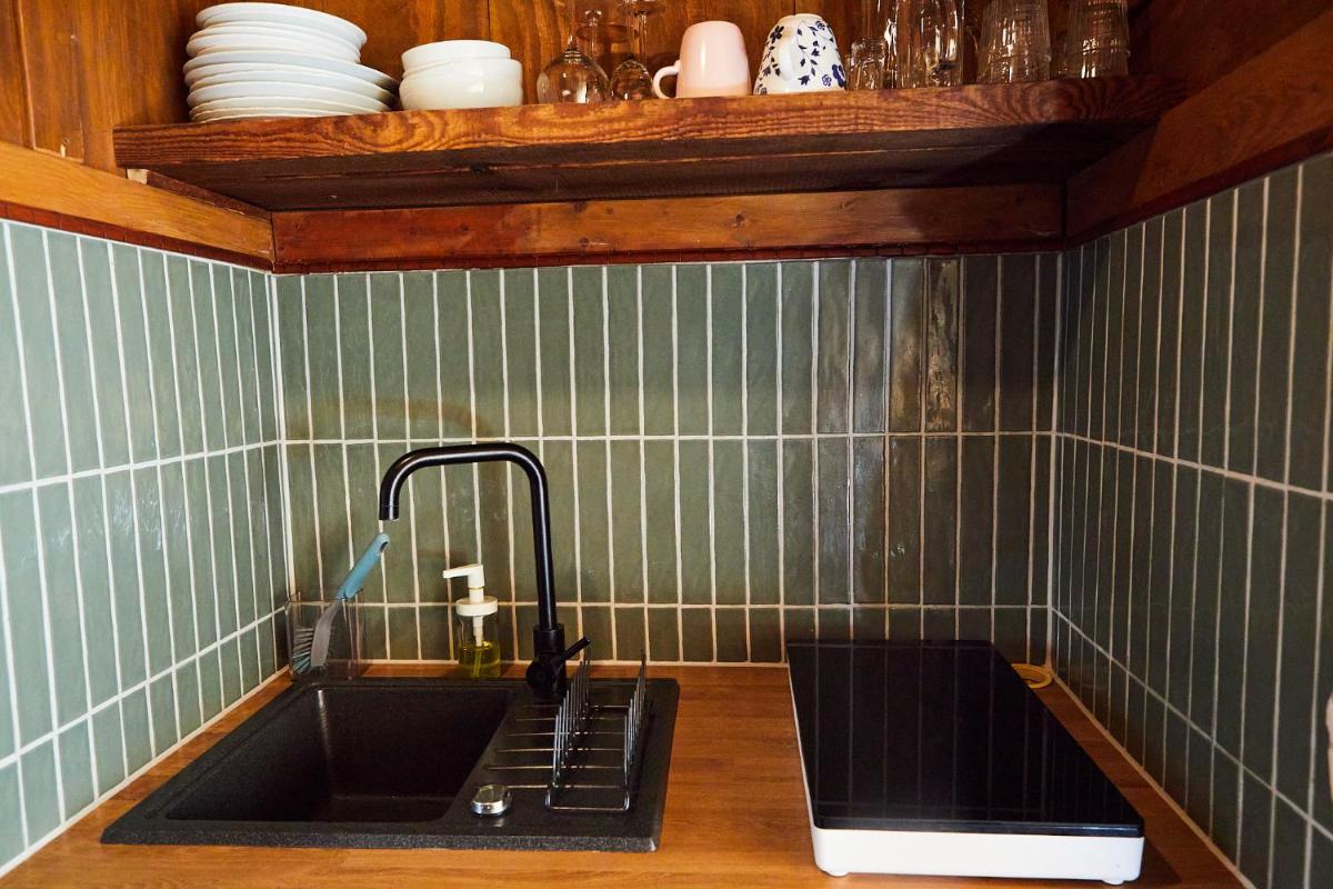 Guesthouse with 3 apartments, just outside Berlin, near to Tesla - Housity