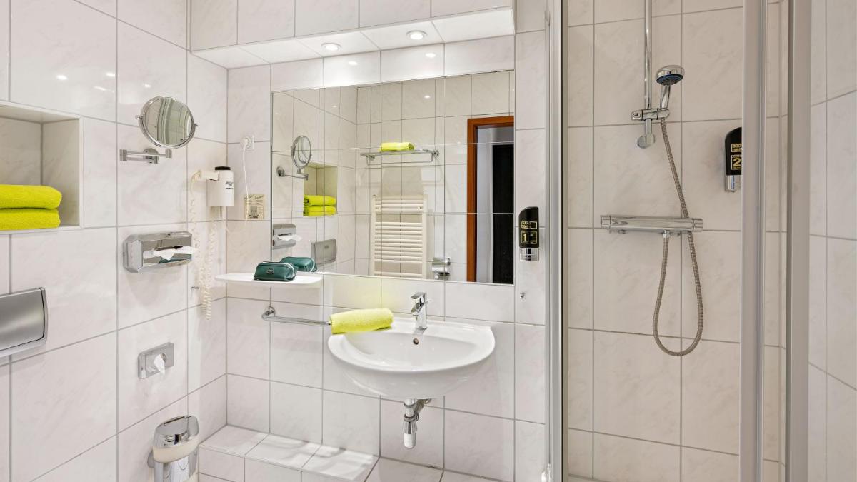 Seehotel Mühlenhaus - Housity