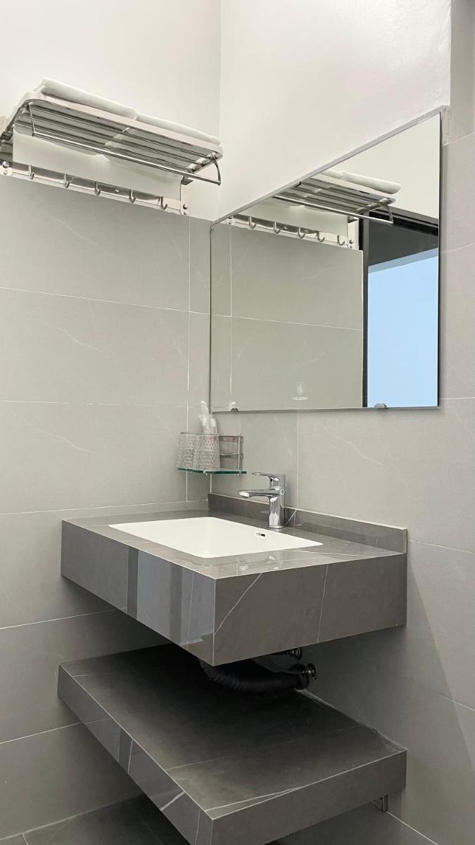 Khách Sạn Hùng Vân - Housity