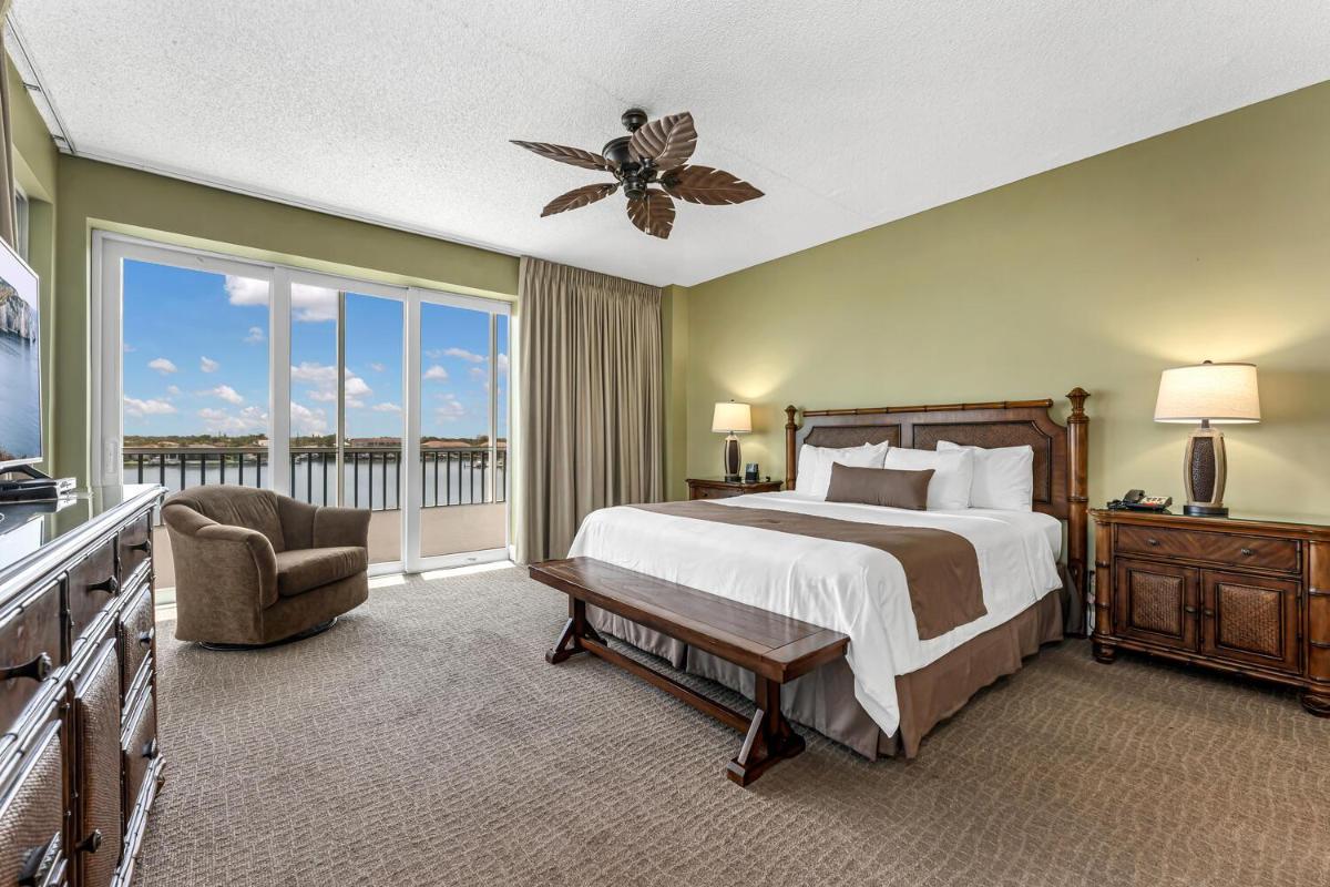 Vanderbilt Beach Resort - Housity