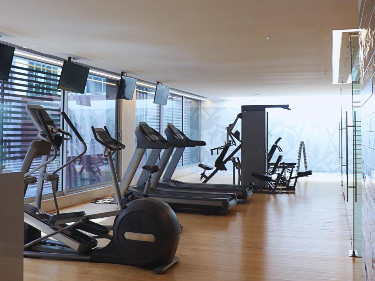 O centro de fitness e/ou as comodidades de fitness de VIP Grand Lisboa Hotel & Spa