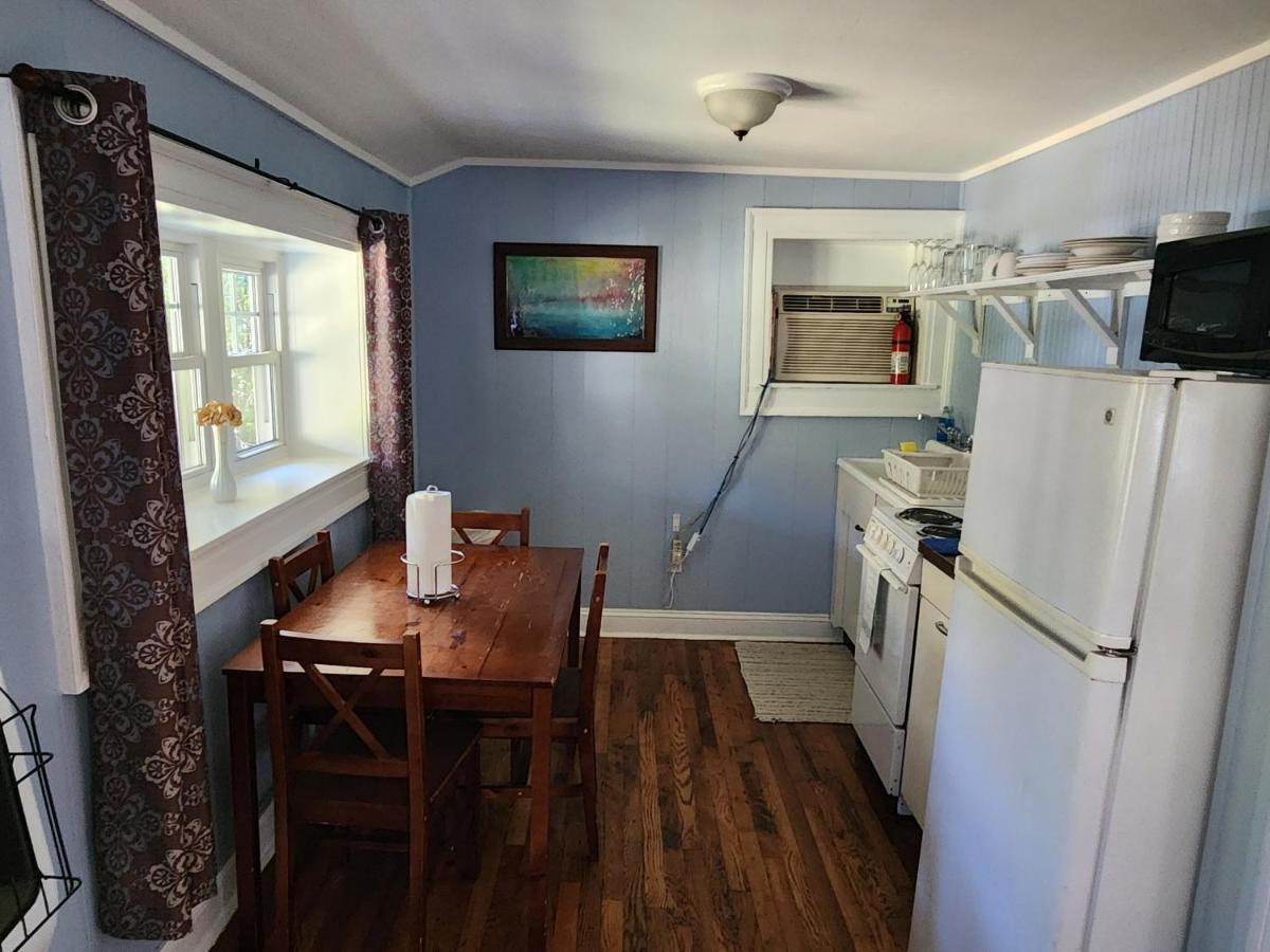 The Pines Cottages - Housity