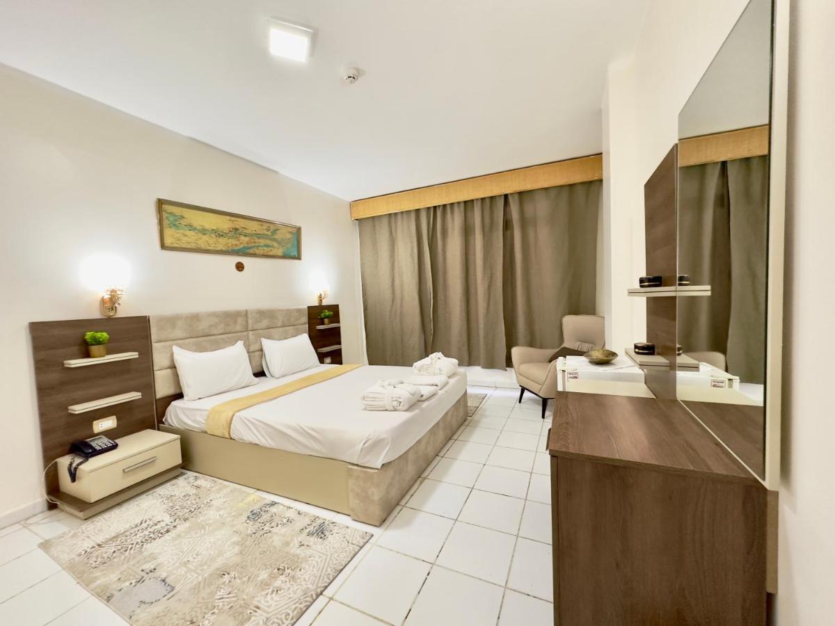 Gaddis Hotel, Suites and Apartments - Hizvo