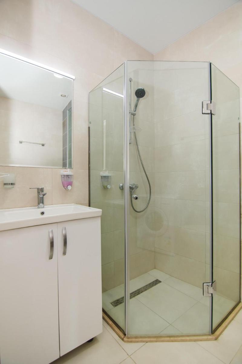 Suitetrails - ROION Batumi 2BR Apartment with Pool B 1511