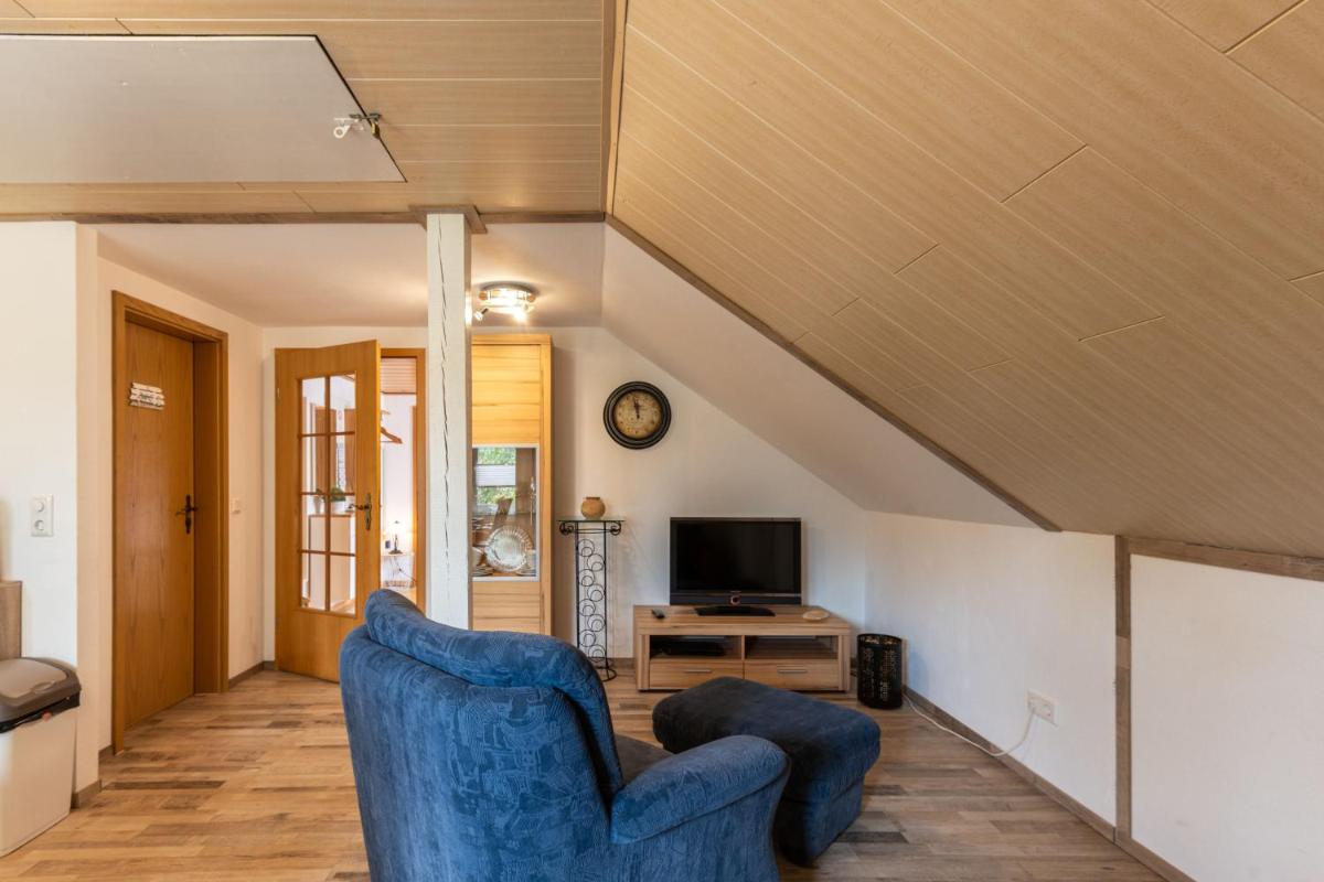 Ferienwohnung Hillers, 35218 - Housity
