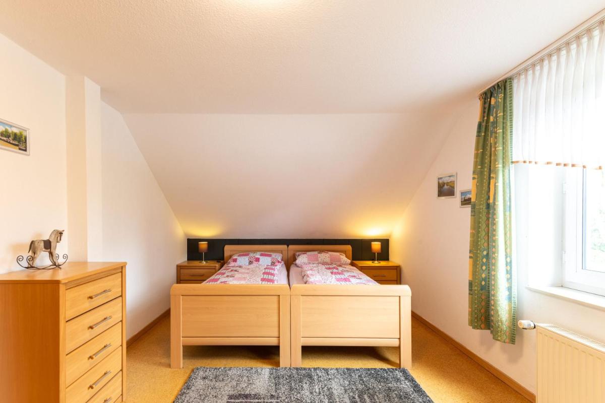 Ferienwohnung Hillers, 35218 - Housity