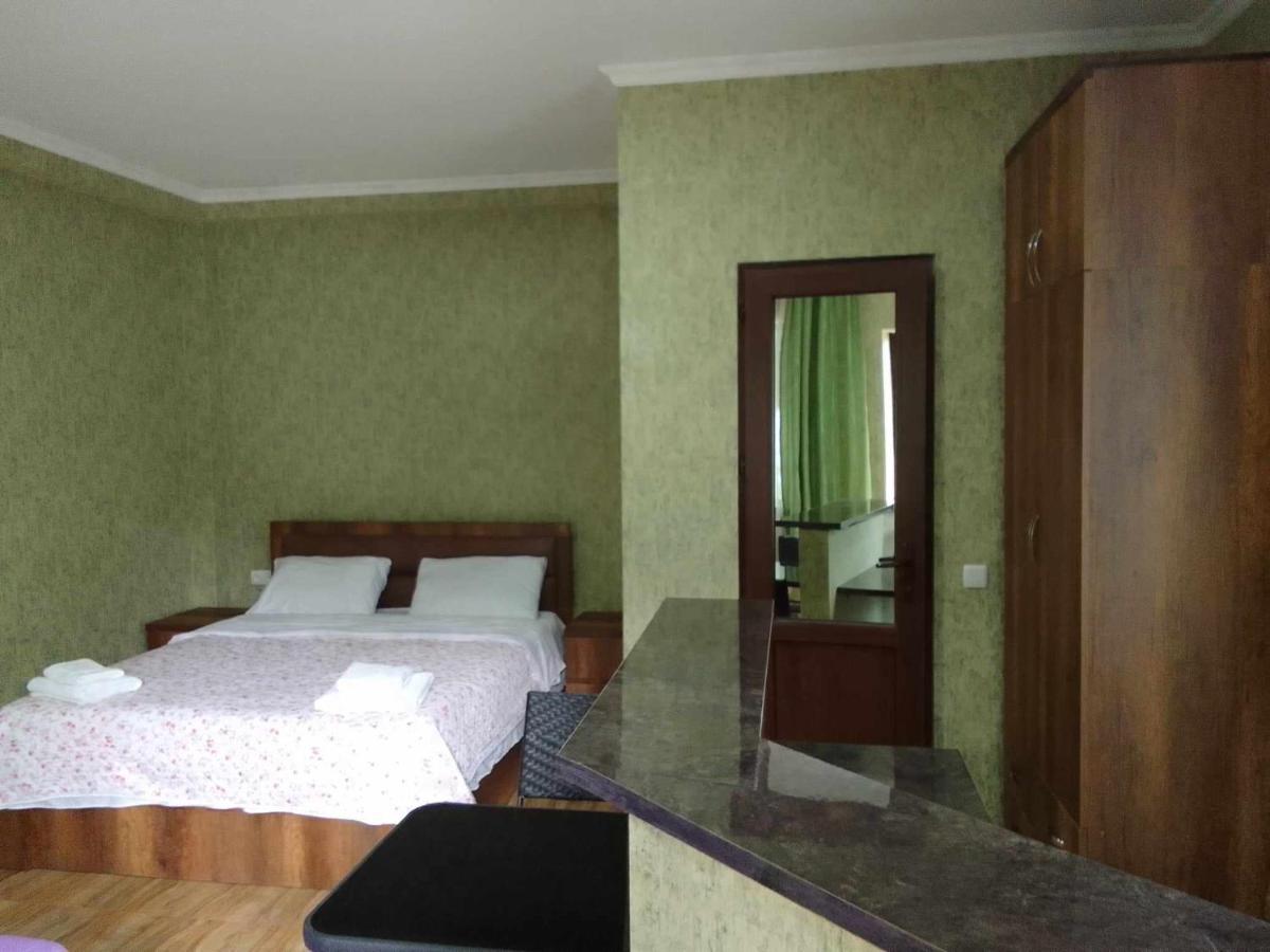 Resort Hotel BIJNISI - Housity