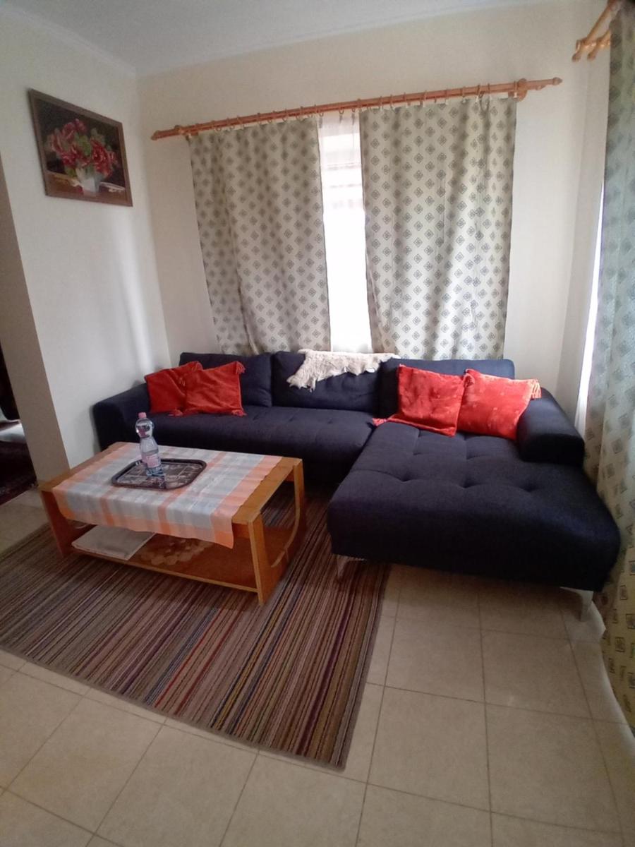Kökörcsin Vendégház - Housity