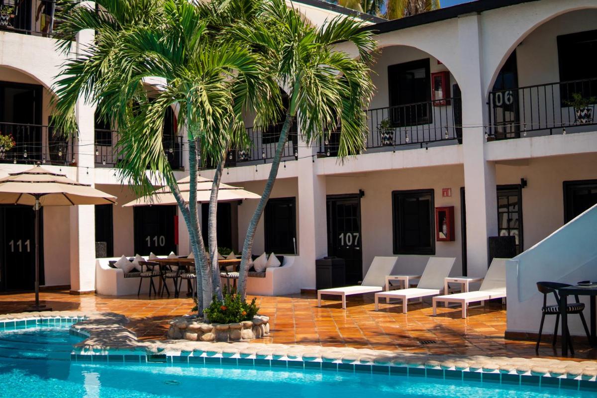 La Marina Inn - Housity