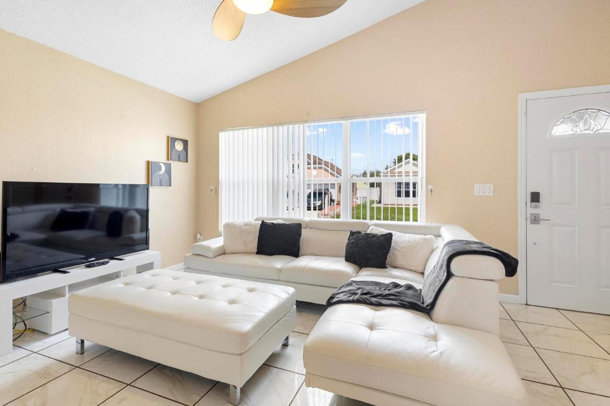 Bevoir House 3 Bed - Housity