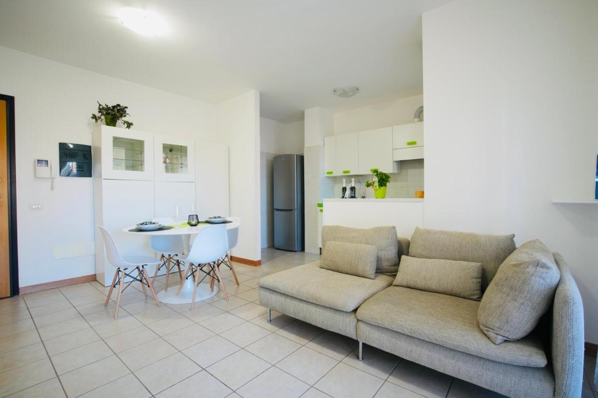 Central House near the Airport and beach - Housity