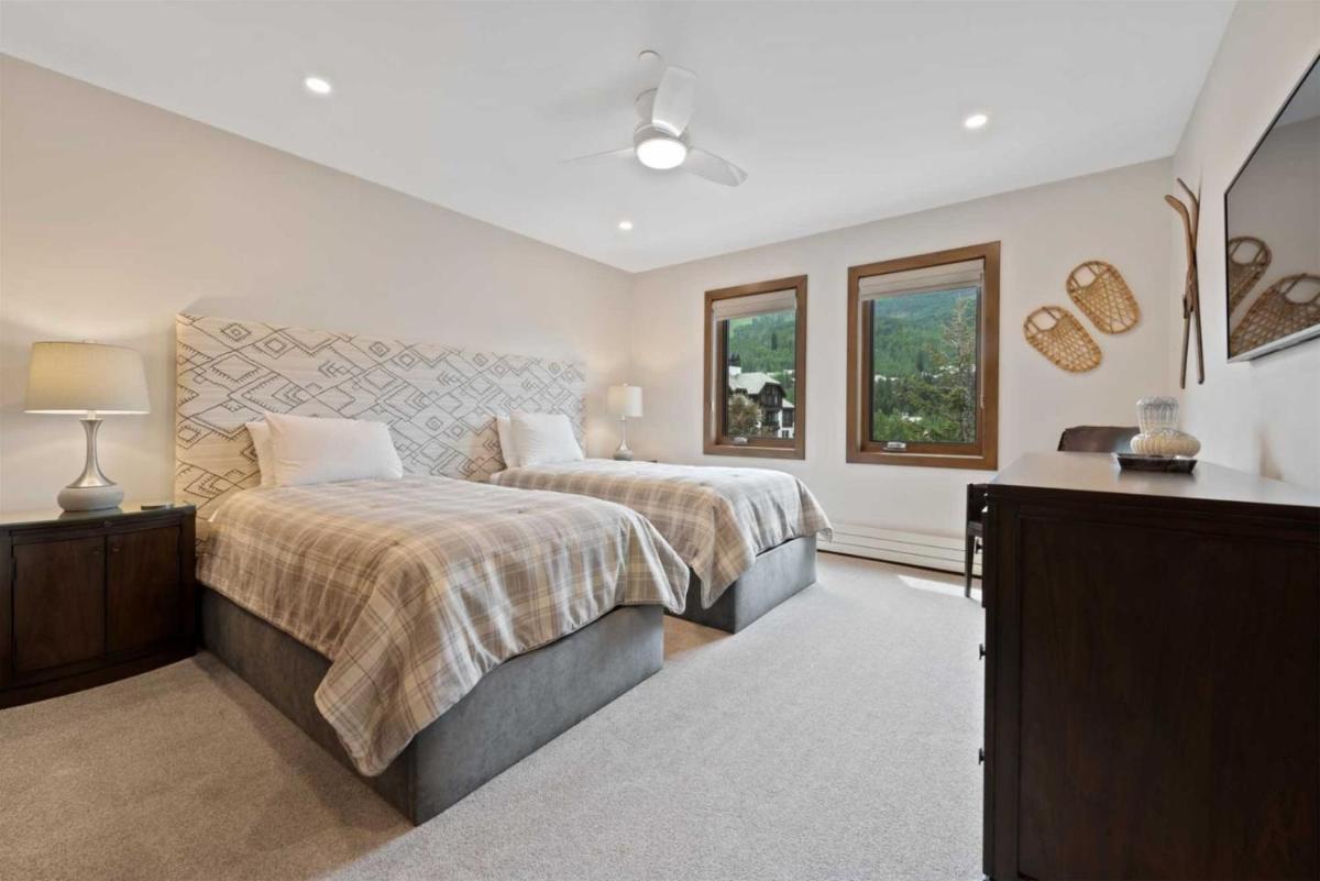 Beaver Creek Village Ski In, Ski Out 2 Bedroom Residence With Pool - Housity