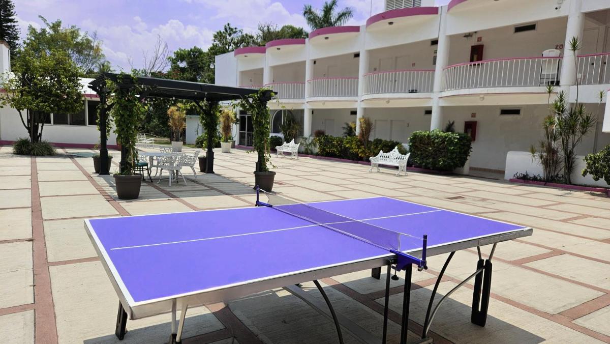 Hotel Hacienda del Rio Oaxtepec - Housity