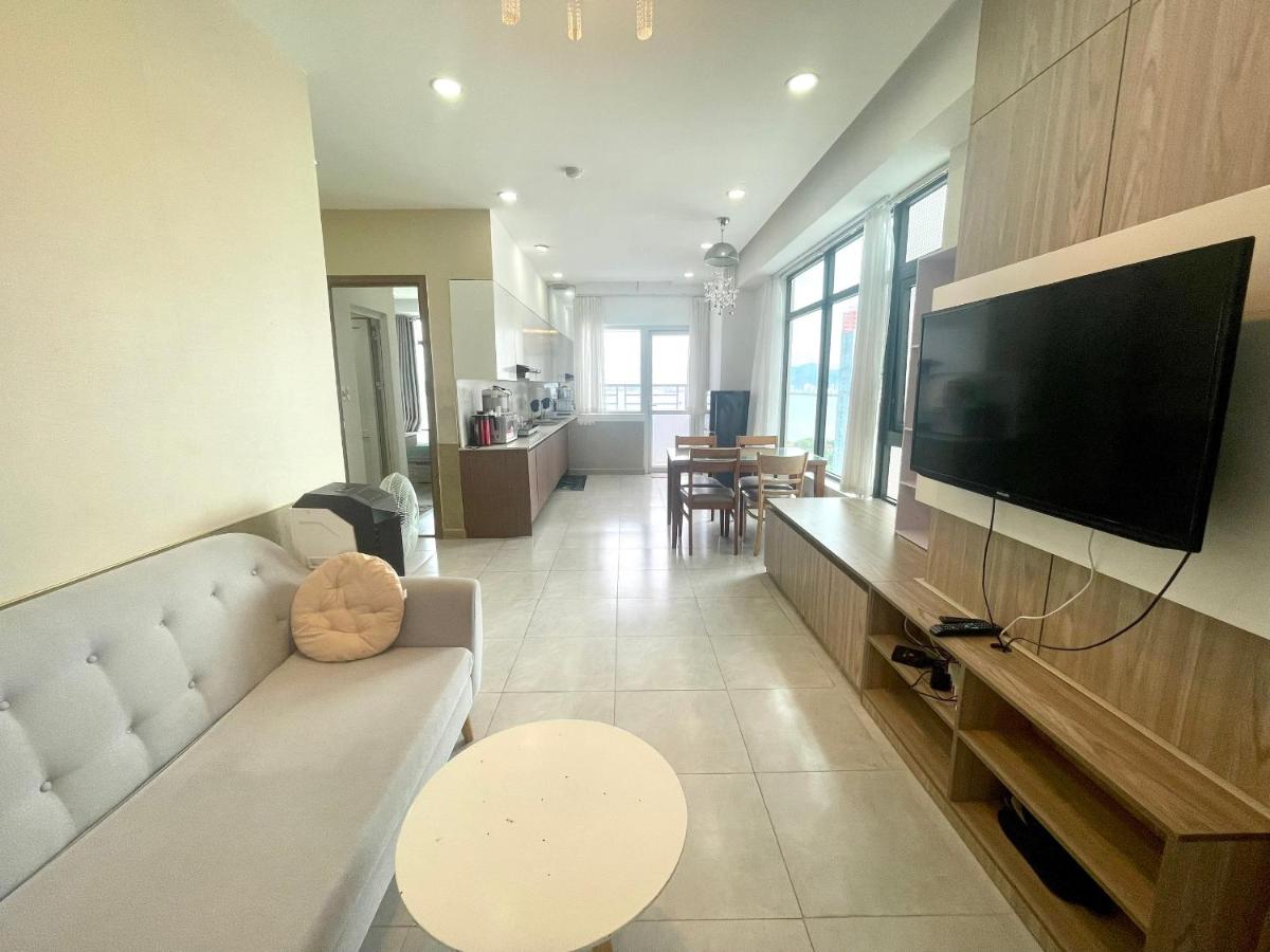 Suitetrails - Duc's Nha Trang Oceanus Apartment