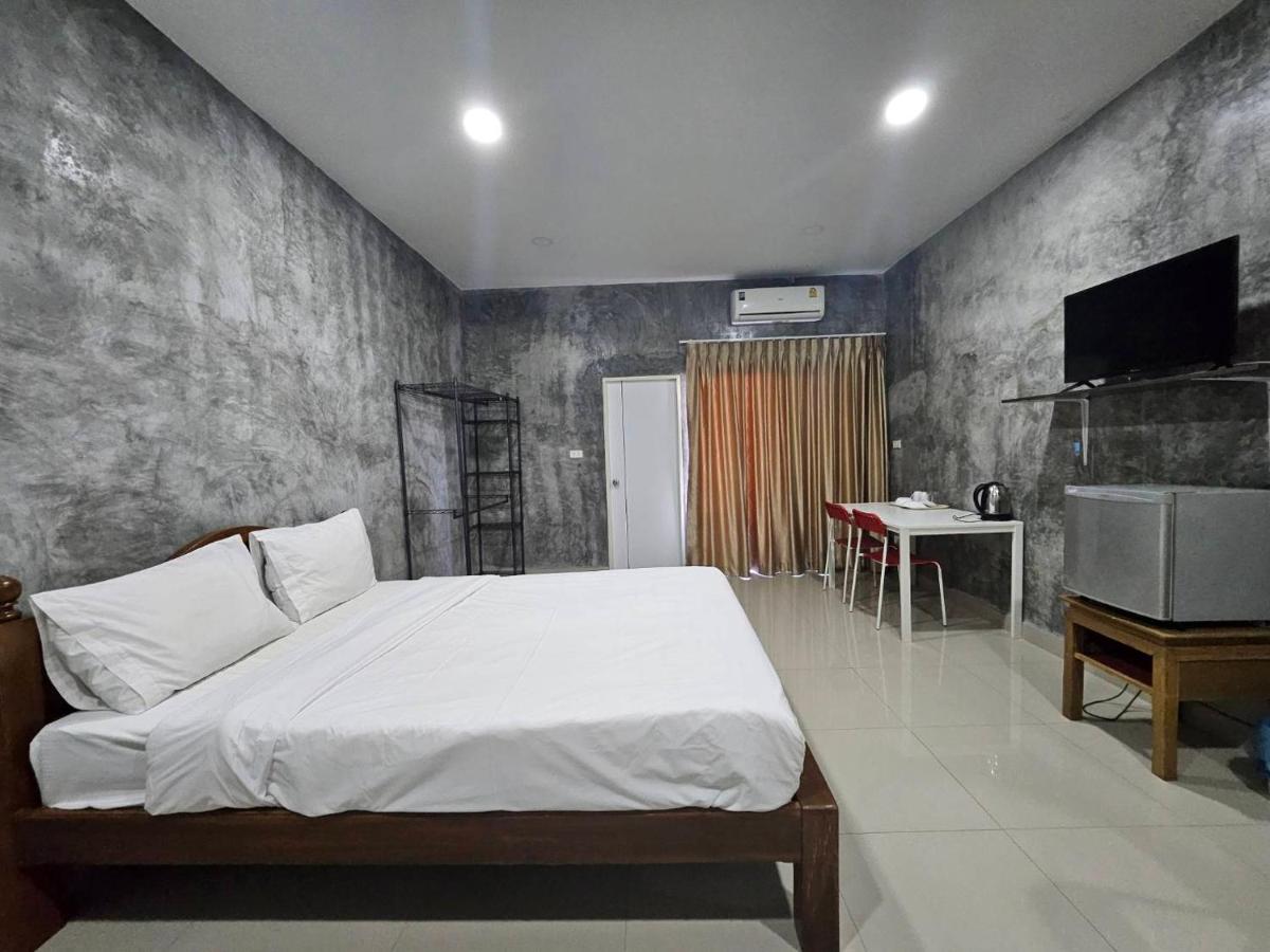 Guesthouse Phuket Airport - Housity