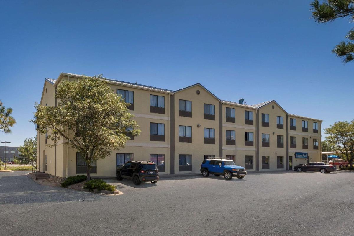 Quality Inn Denver Northeast Brighton - Housity