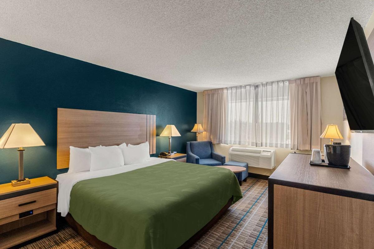 Quality Inn Denver Northeast Brighton - Housity