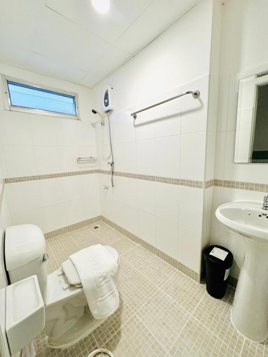 iChapter Hotel Suvarnabhumi - Housity