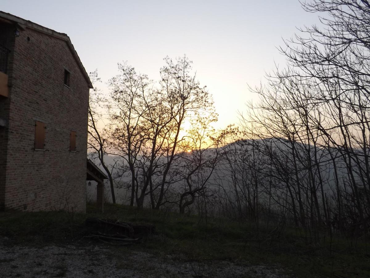 Piccolo Gesto d'Affetto - Housity