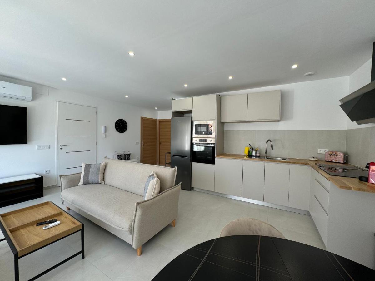 Belle villa contemporaine piscine privée - Housity