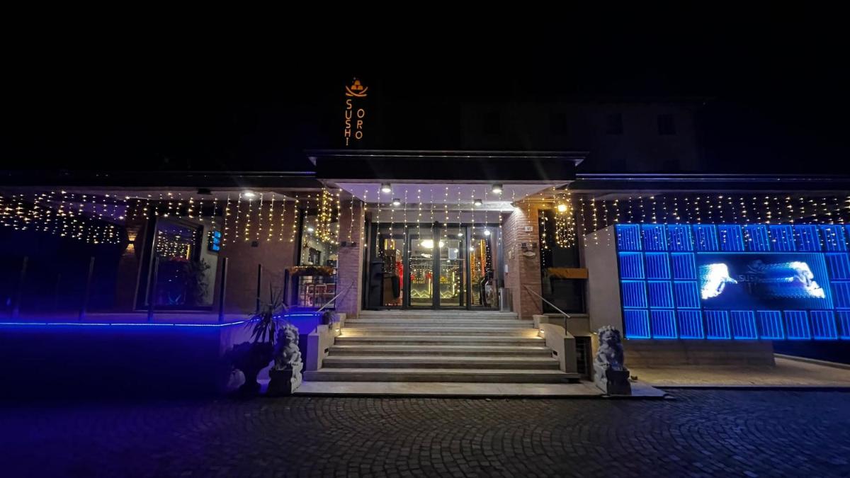 Hotel Ristorante Oro - Housity