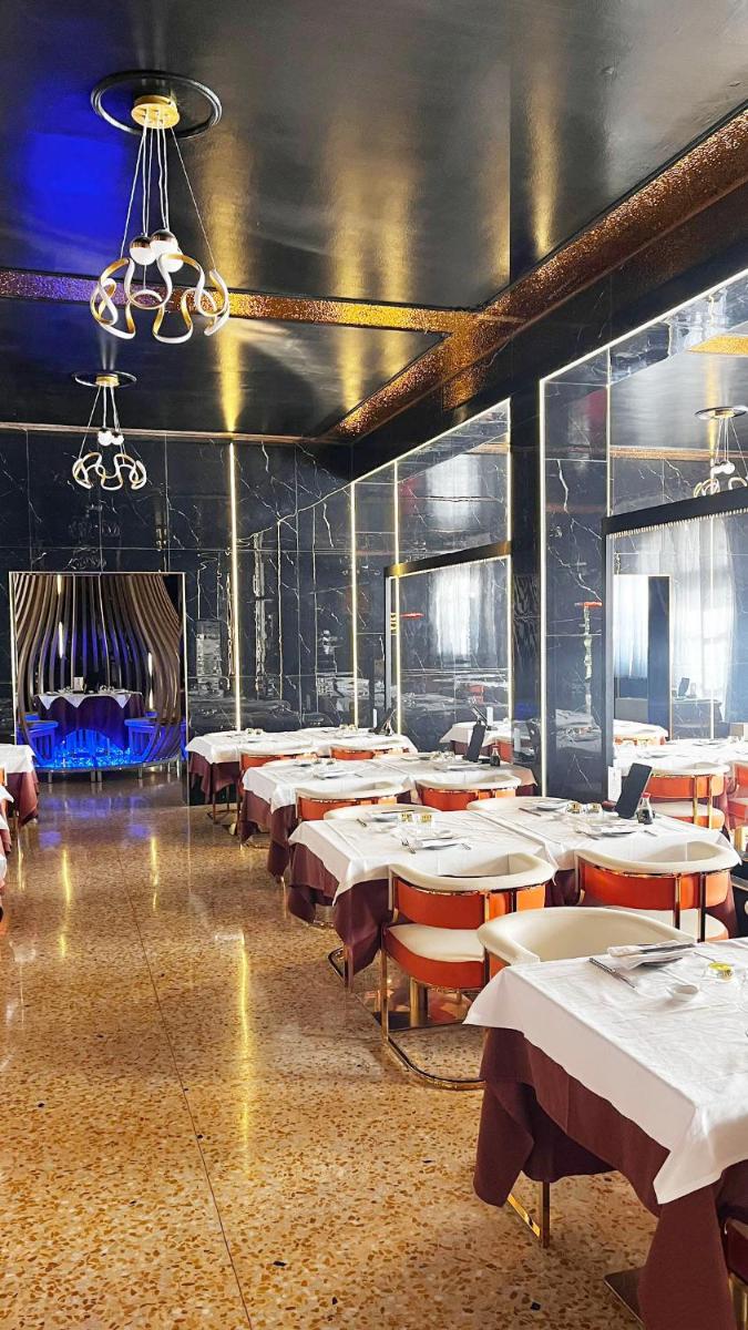 Hotel Ristorante Oro - Housity