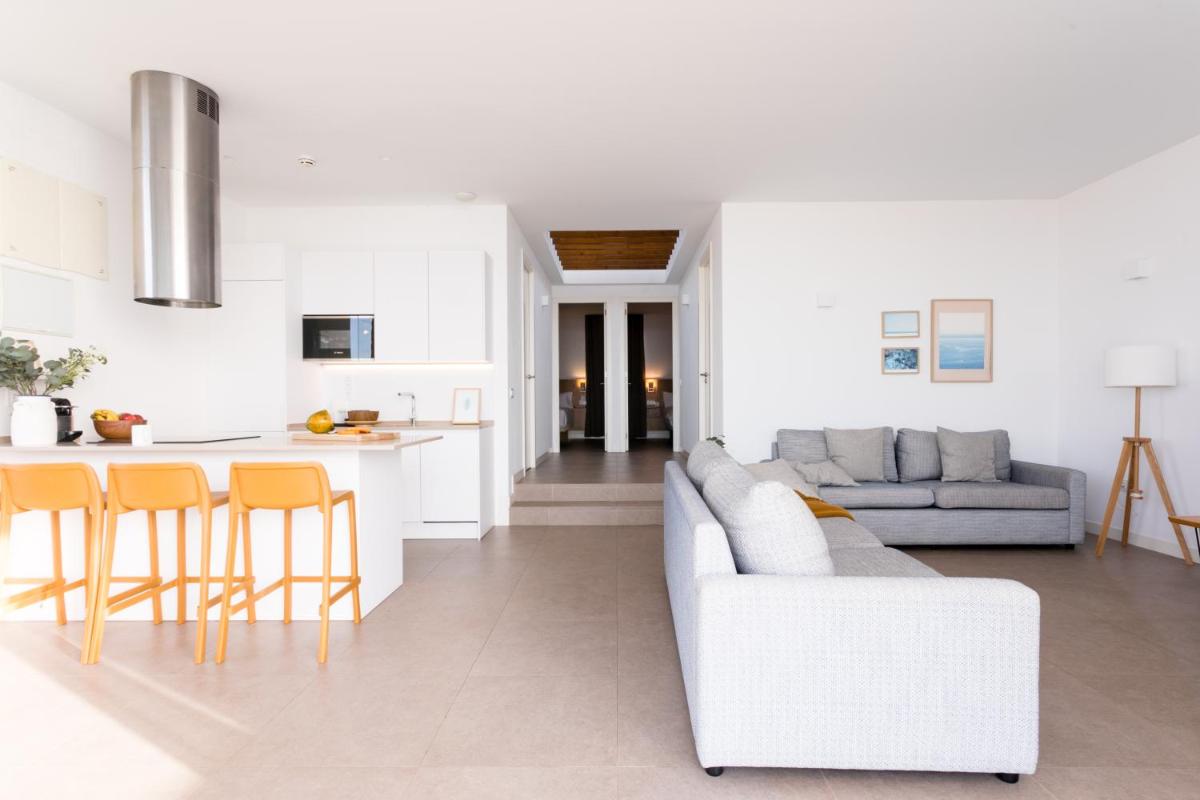 Kora Nivaria Beach - Housity
