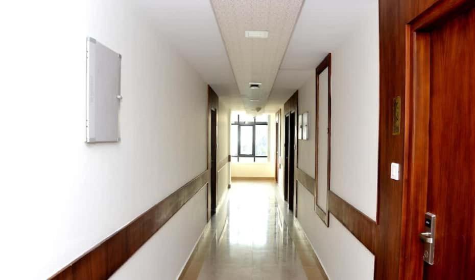 Rotano Glitz Inn - Glitz Inn Calicut - Housity