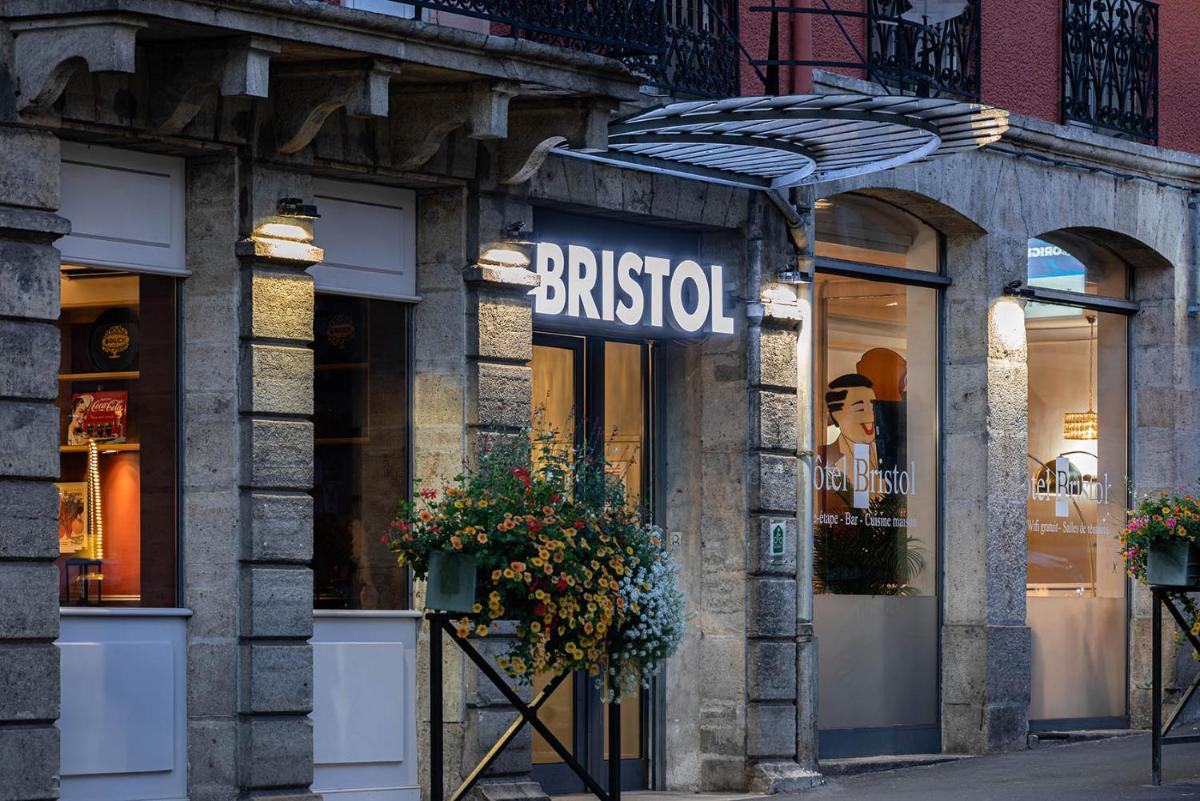 Photo de la galerie de l'établissement The Originals City, Hôtel Bristol, Le Puy-en-Velay, au Puy-en-Velay