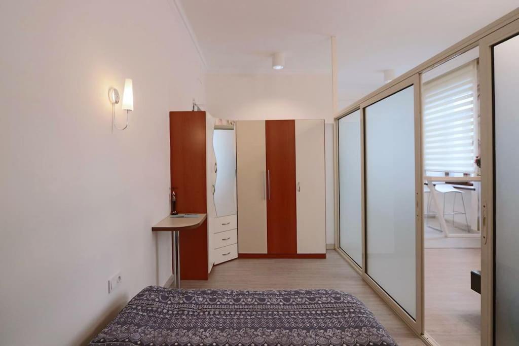Suitetrails - Cozy Apartment in the City Center