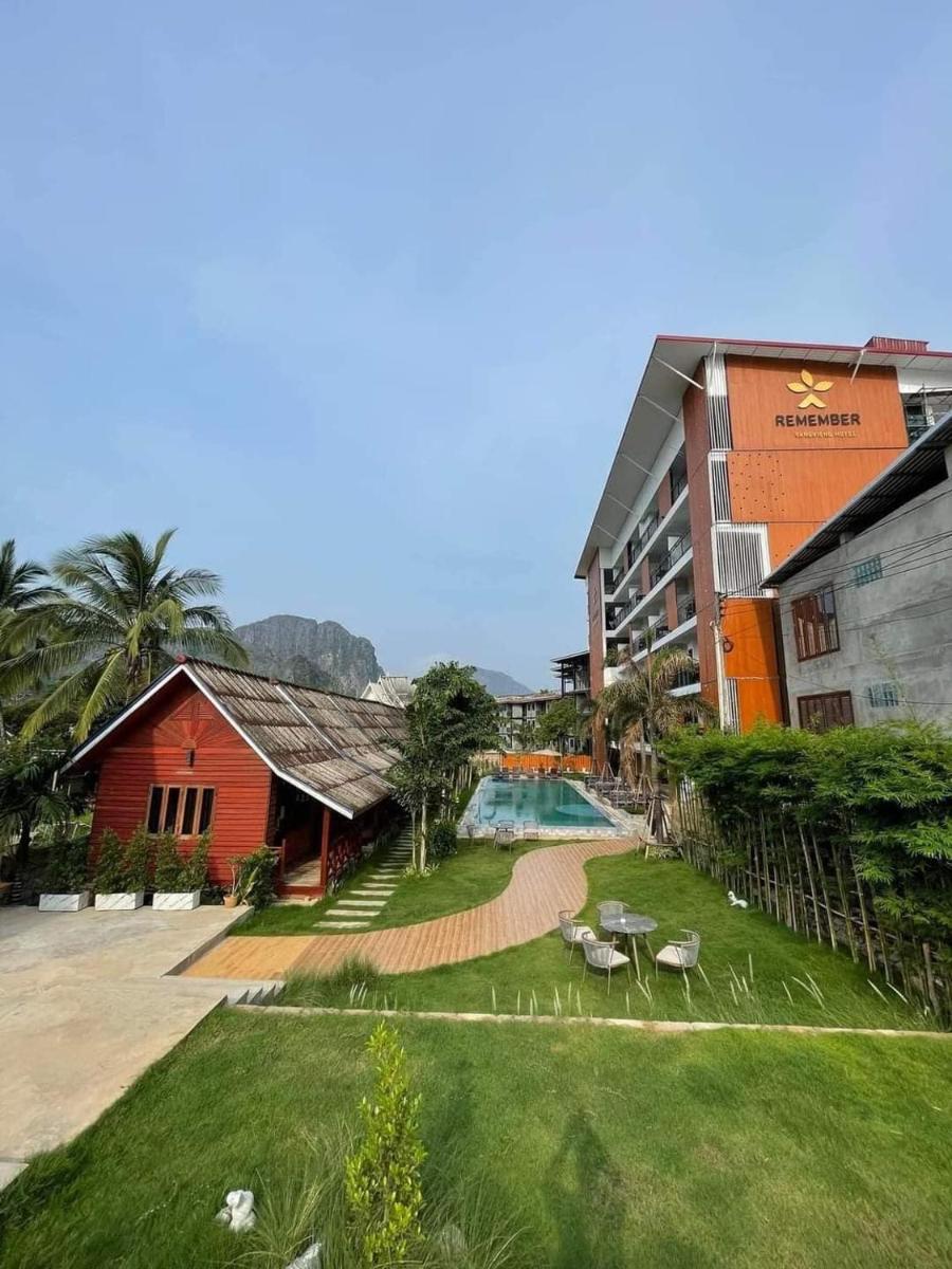 Vang Vieng Bungalows - Housity