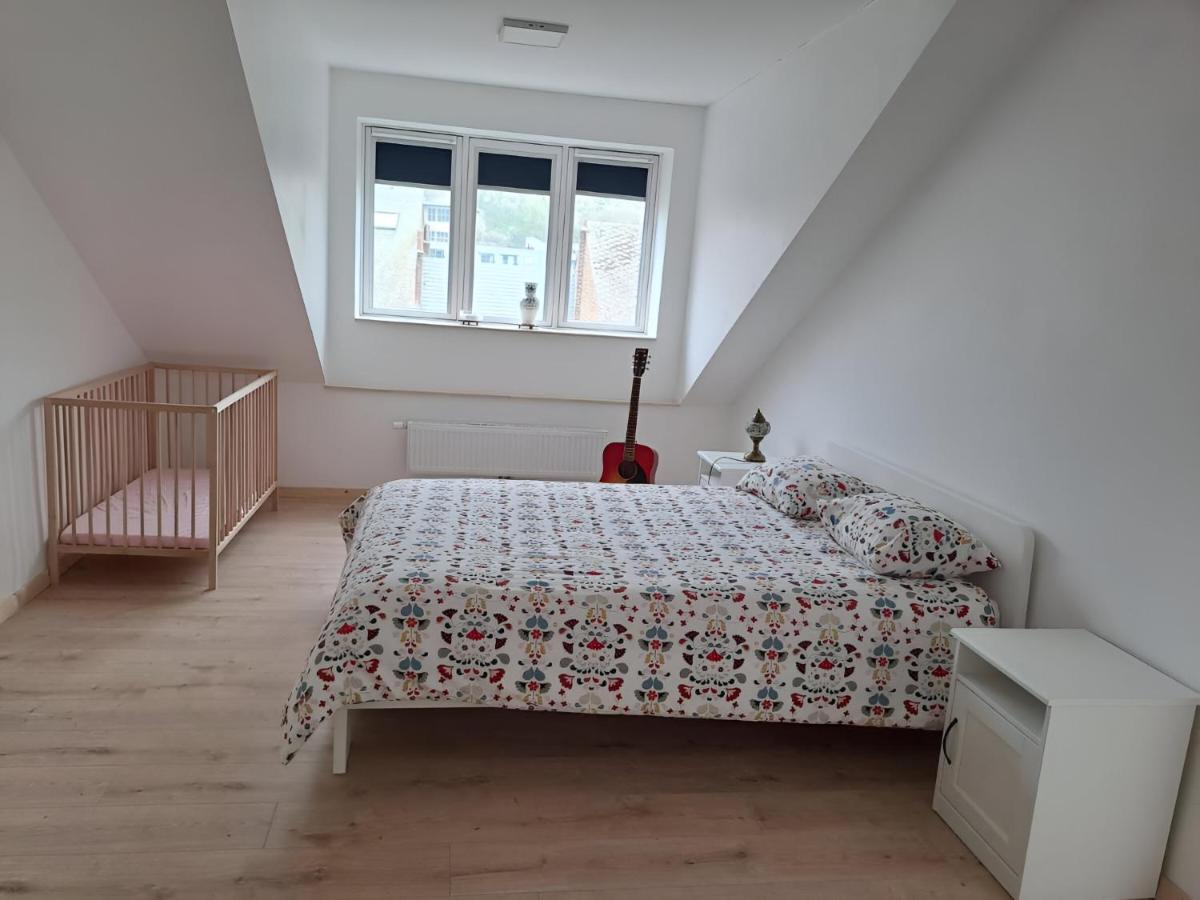 Ô Reflets - Citabelle for 3 - Studio 2 beds view "Citadelle" - Housity