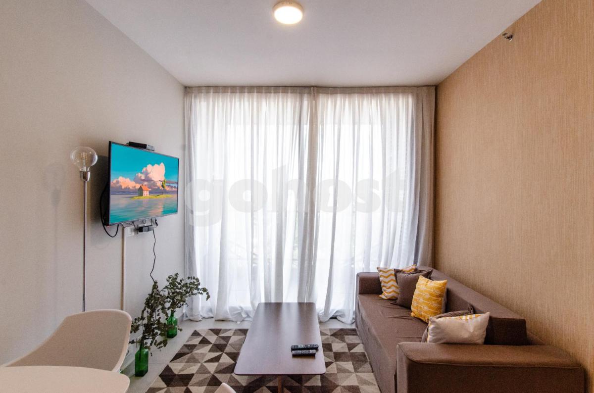 Luxurious And Dazzling Villa Morra Apartment - Housity