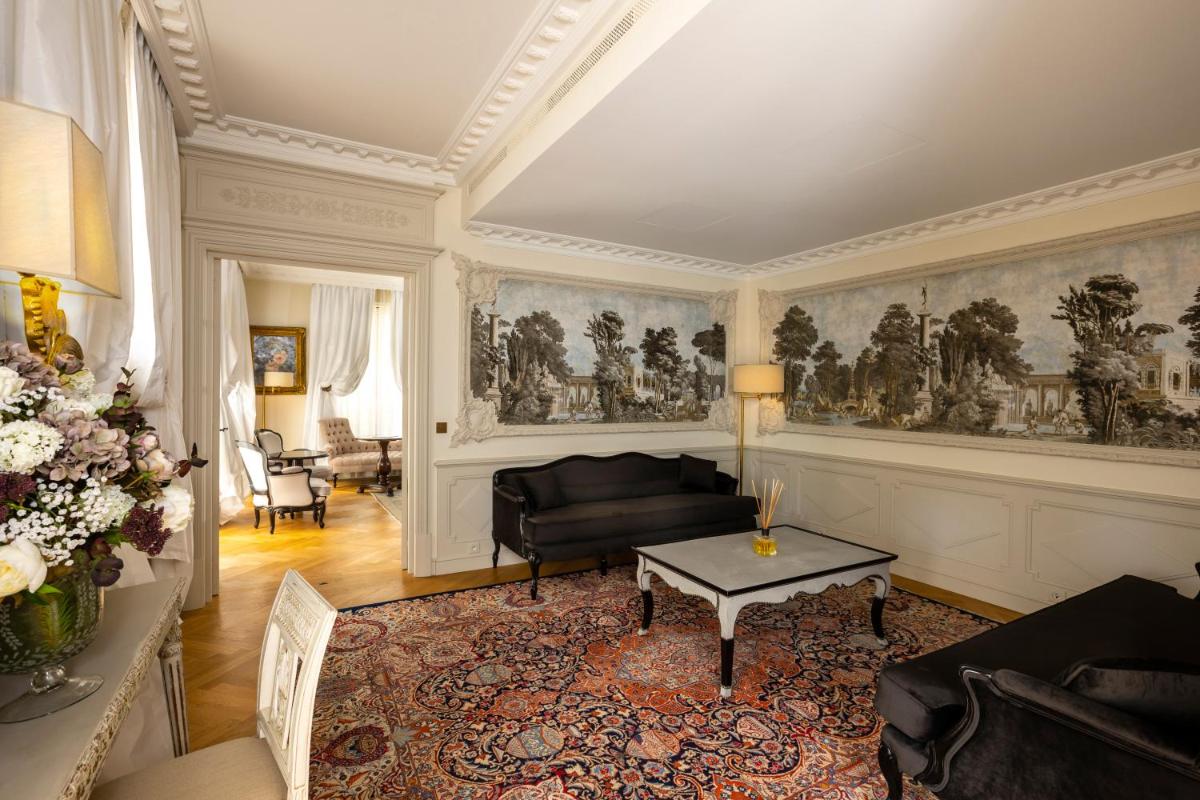 Coin salon dans l'établissement Villa Saint-Ange