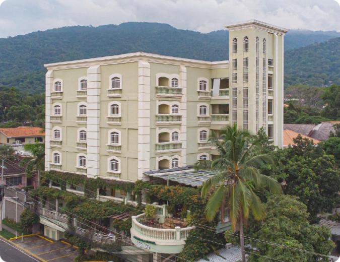 Boutique Hotel La Cordillera - Housity