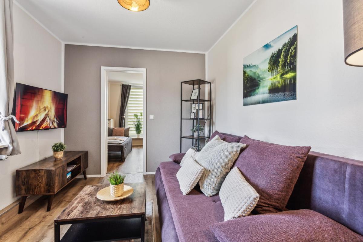 Edelharz Apartment am Wasser mit Garten & Parkplatz - Hizvo