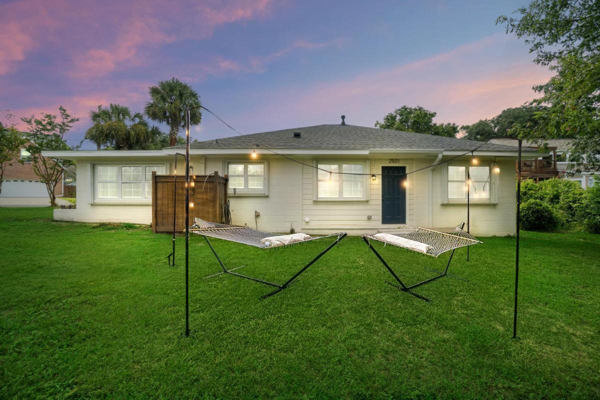 Bayside Retreat - Housity