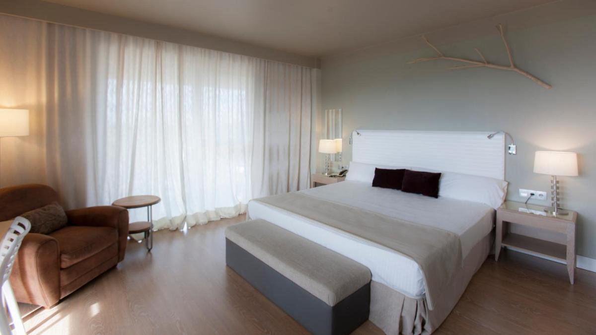 Vincci Valdecañas Golf - Housity