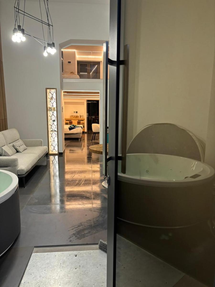 J Luxury Home - Hizvo