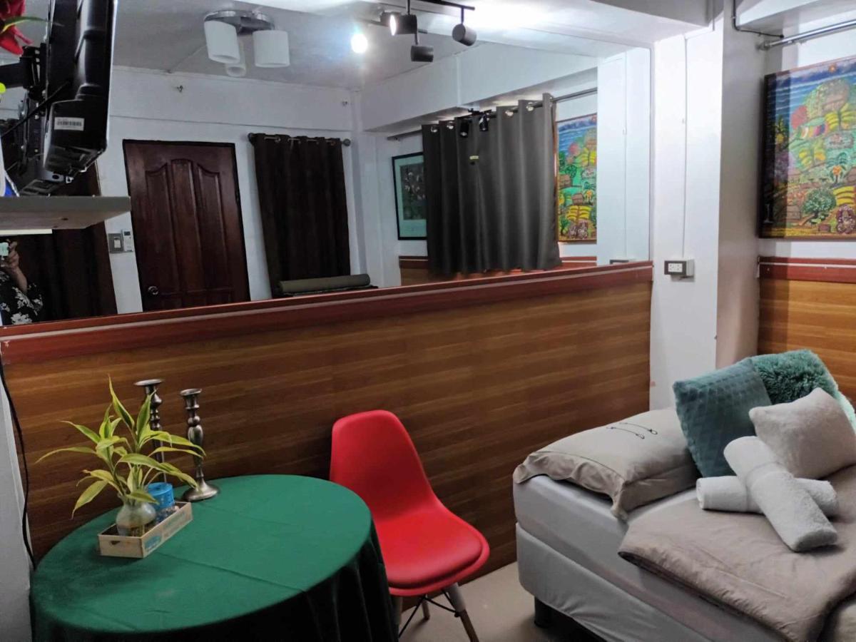 Country Bug Inn - Housity
