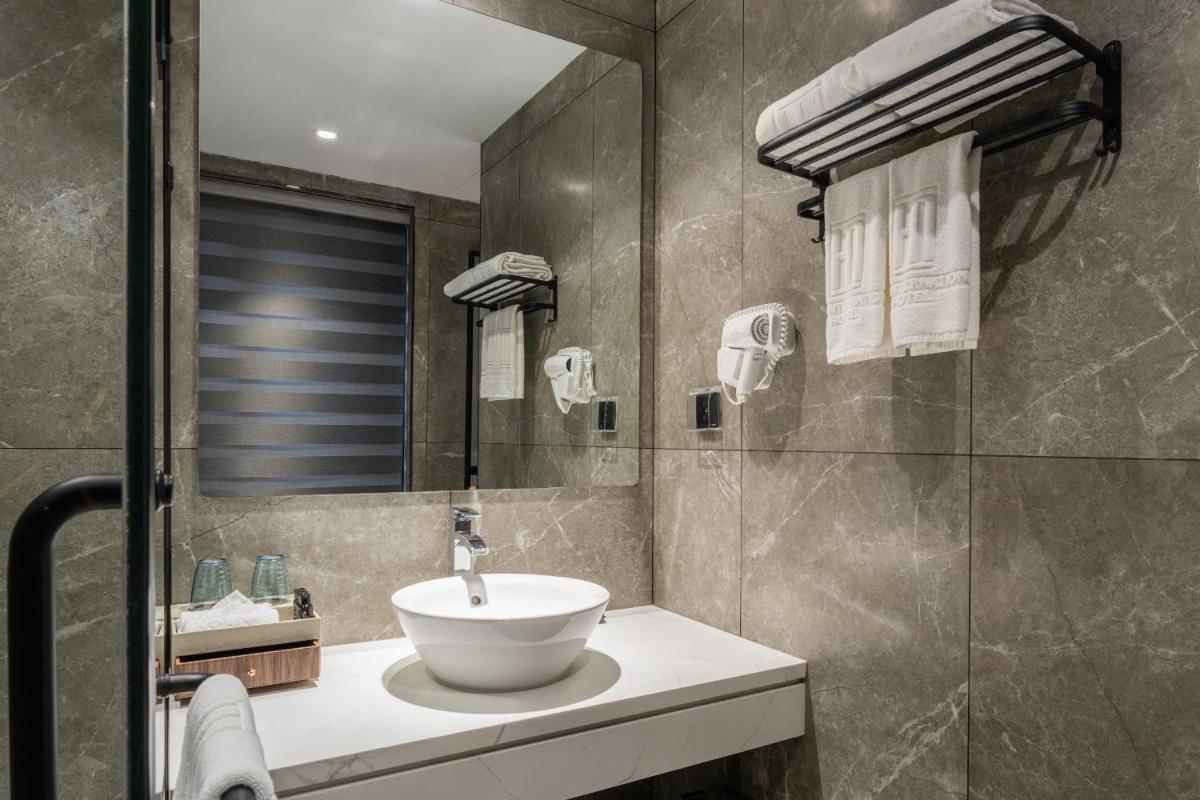 Hanoi International Hotel - Housity