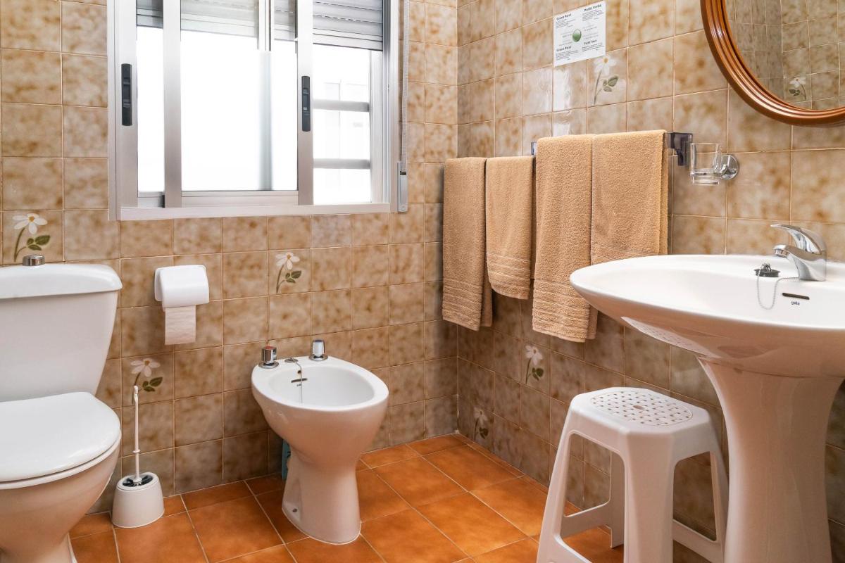 Hotel Borja - Housity