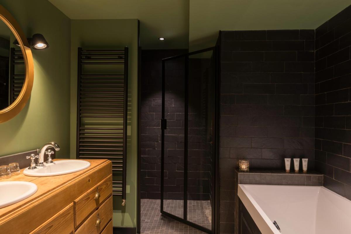 Salle de bains dans l'établissement Les Pins de César - La campagne d'Etretat