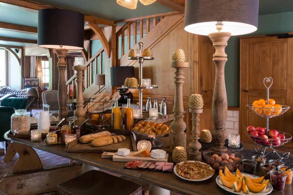 Nourriture dans l'hôtel ou à proximité