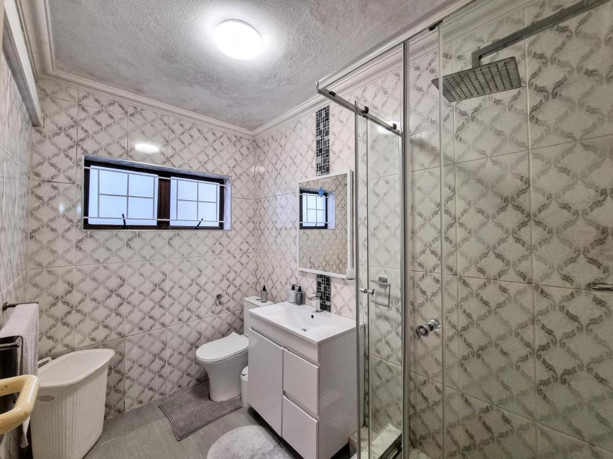 33 La Pirogue - Housity