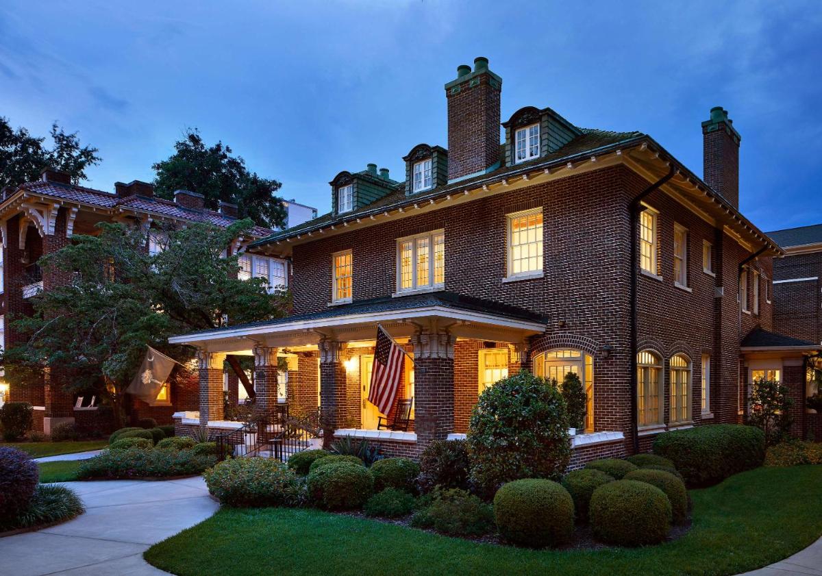 Graduate by Hilton Columbia SC - Housity